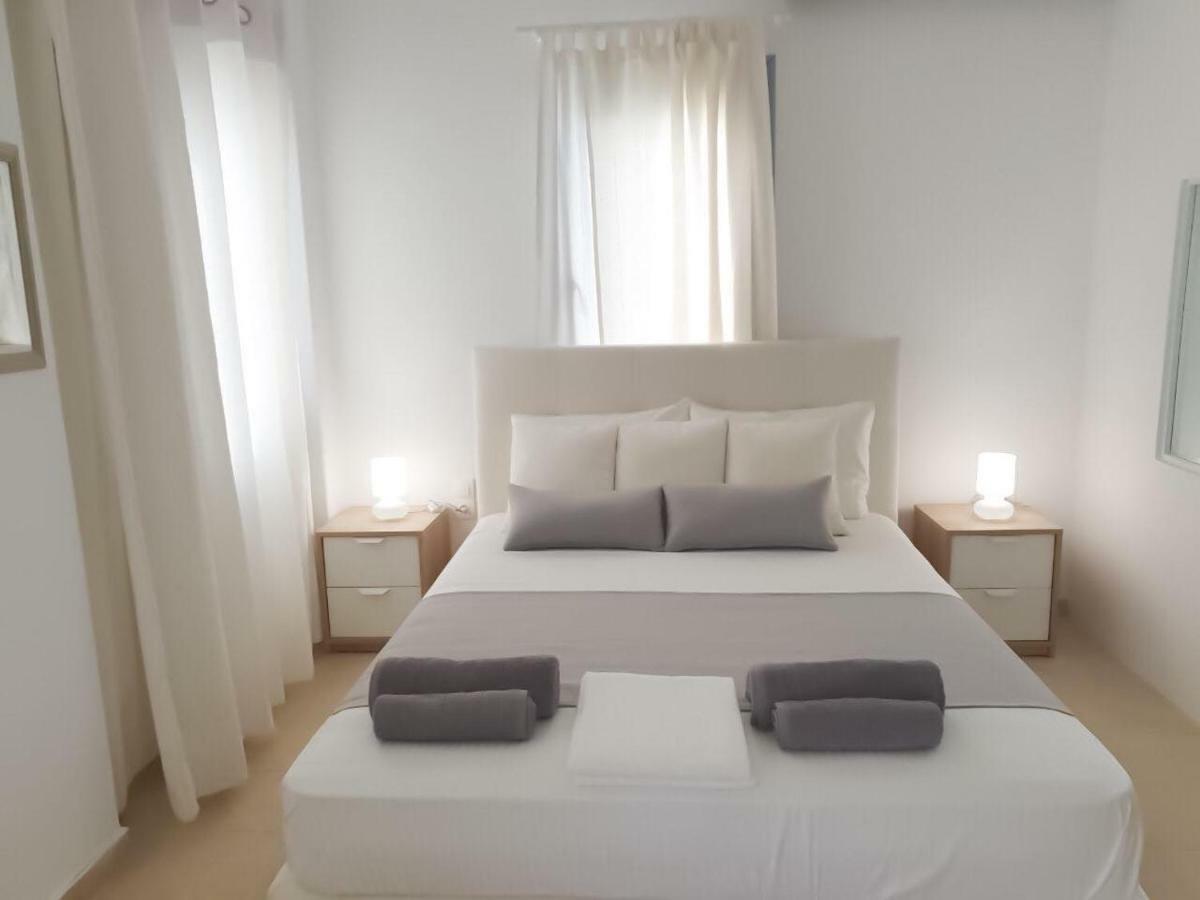 Thomas Apartments Katapola - Chora Eksteriør billede