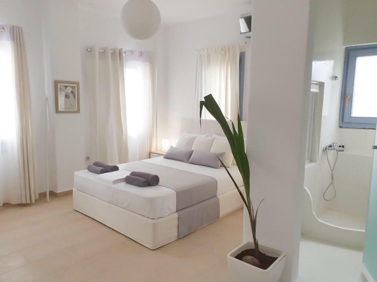 Thomas Apartments Katapola - Chora Eksteriør billede