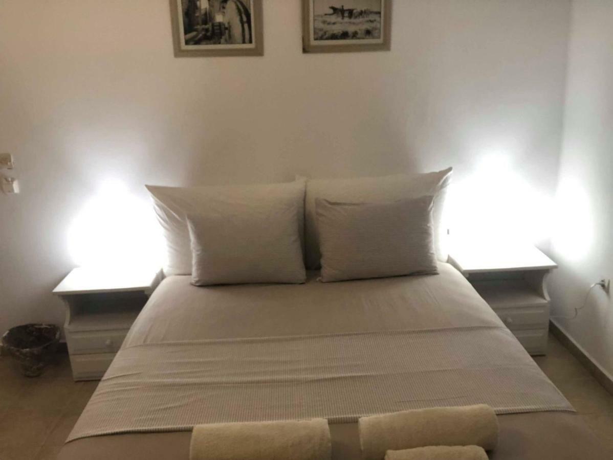 Thomas Apartments Katapola - Chora Eksteriør billede